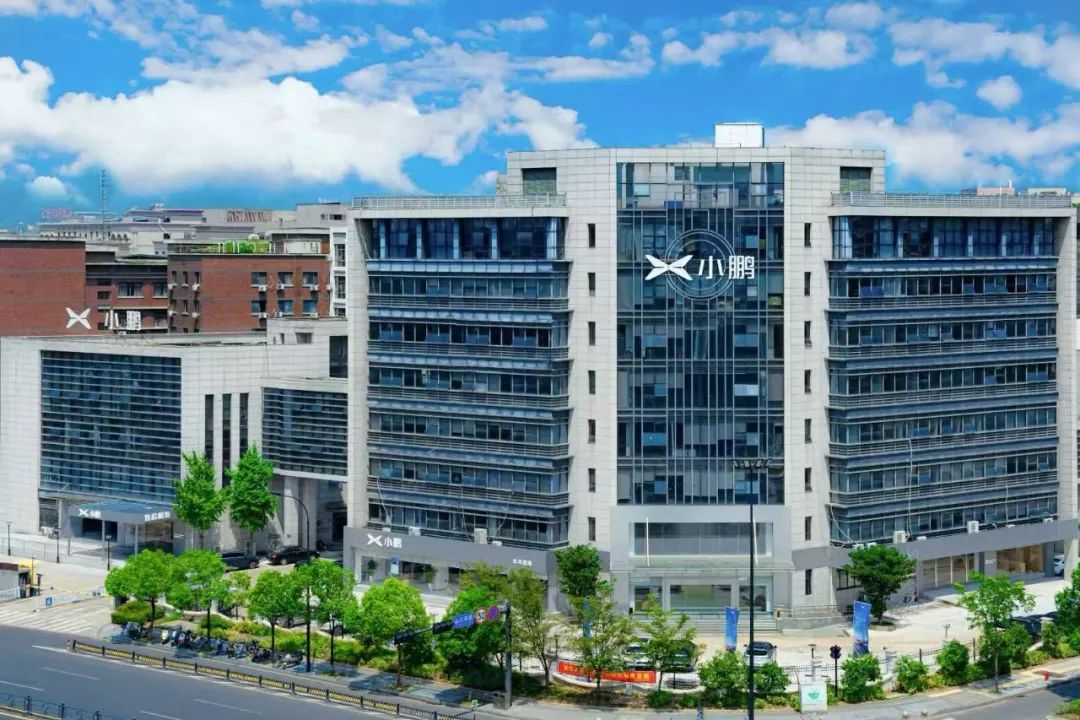 傳統4S店VS新勢力店,轉型銷售店長揭秘其中差別