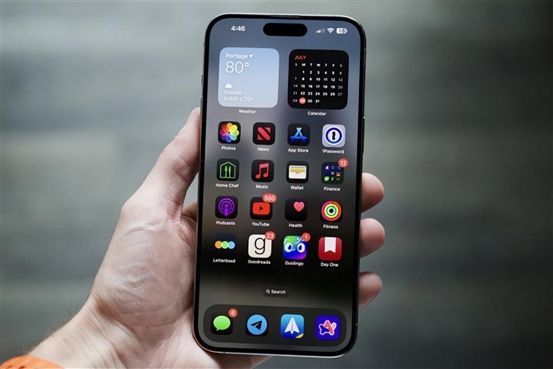新增橙色配色 iPhone 17 Pro丑嗎