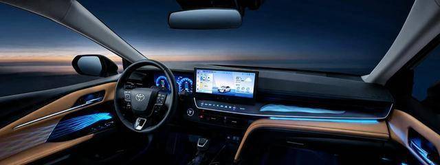 廣汽豐田2026款四車齊發(fā),賽那鋒蘭達(dá)領(lǐng)銜品質(zhì)升級(jí)