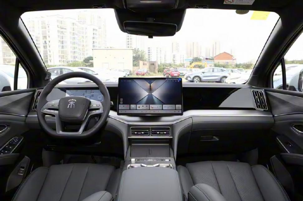 比亞迪宋家族更新,續航提升,難掩老車主的心痛