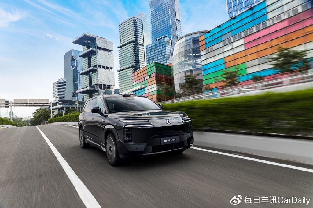 29.98萬元起,騰勢N8L把大六座做成“好開又好坐”的新標尺