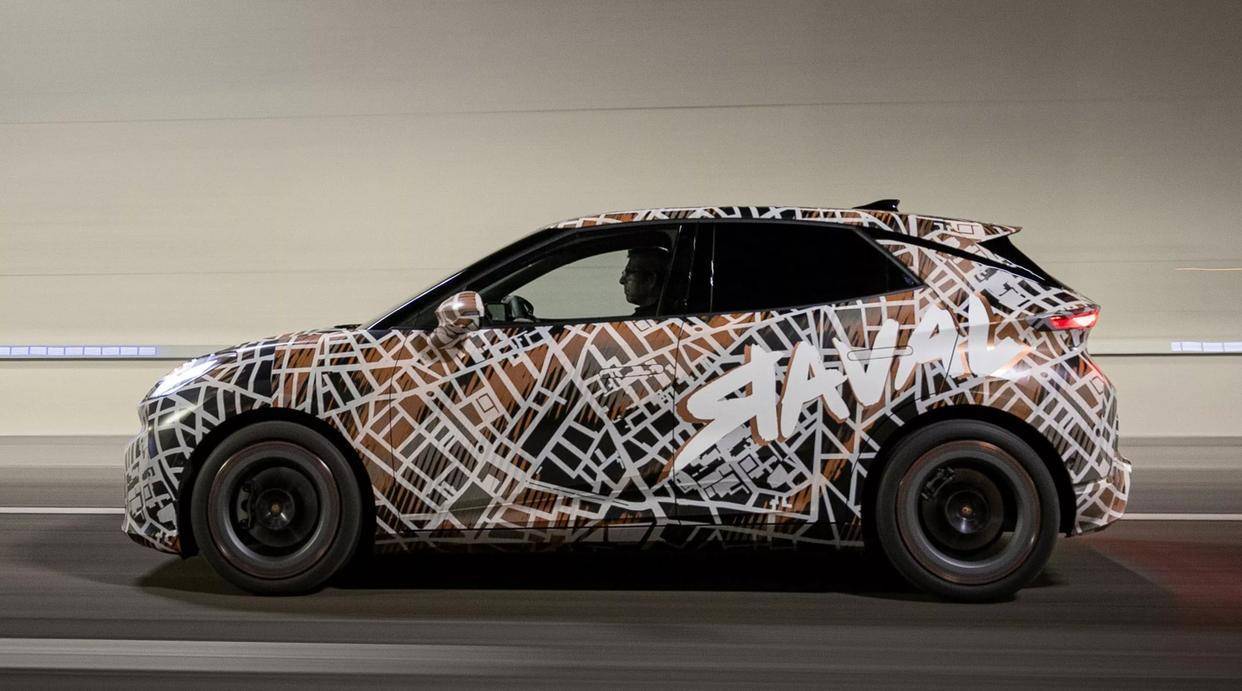 Cupra Raval預告圖發布:基于MEB+平臺打造,2026年初上市演繹純電小車新精彩