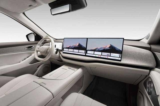 藍山智能進階版來襲!首搭VLA大模型,續航超1300km,放棄理想L8